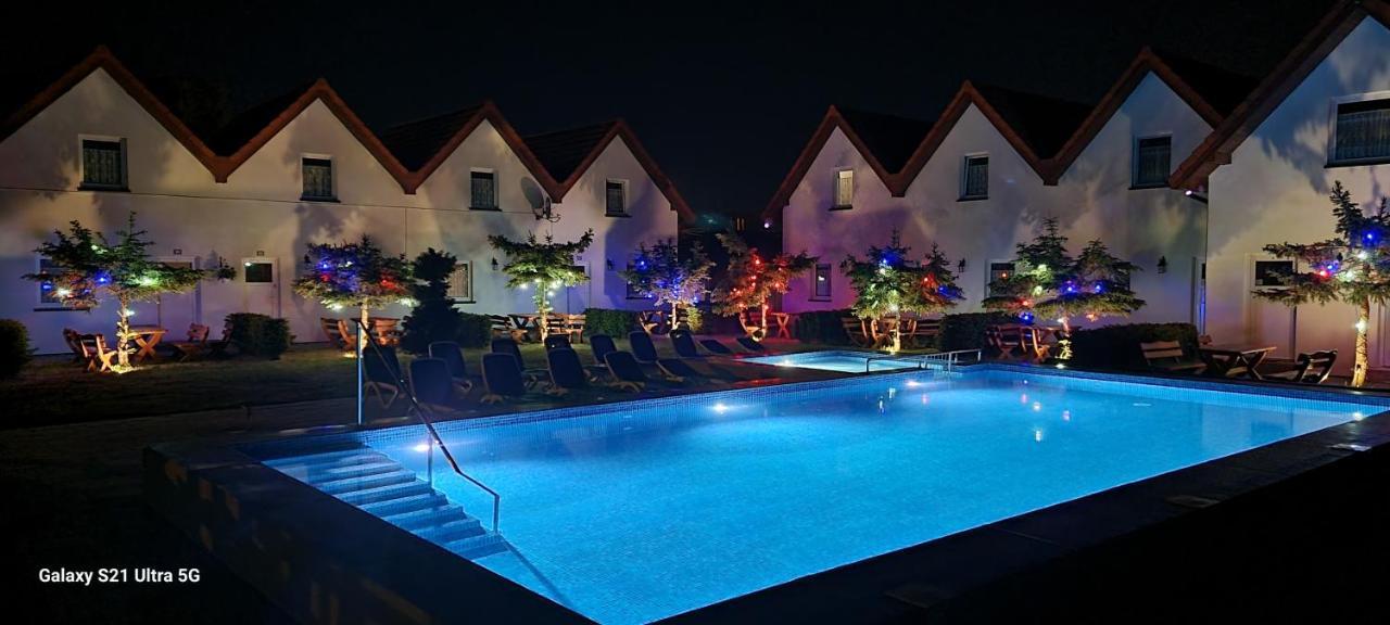 Aqua Fun Domki Z Basenem Ujście-Darłowskie Kültér fotó